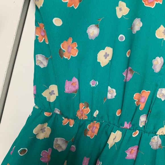 Green Floral Dress - Picture 13 of 14